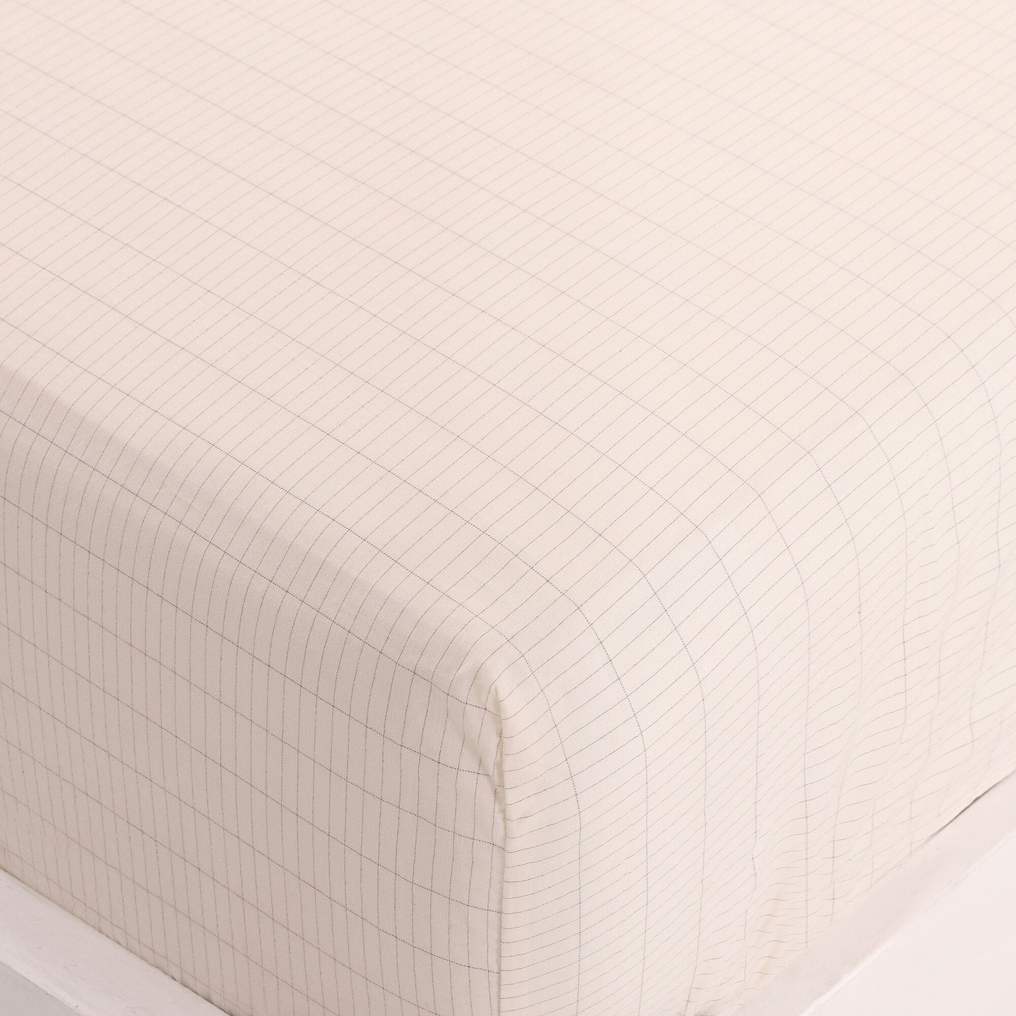 ملاءة أرضية مقاس كوين (153 × 203 سم) مصنوعة من قماش فضي مضاد للميكروبات موصل لنوم صحي فضي مع 2 كيس وسادة