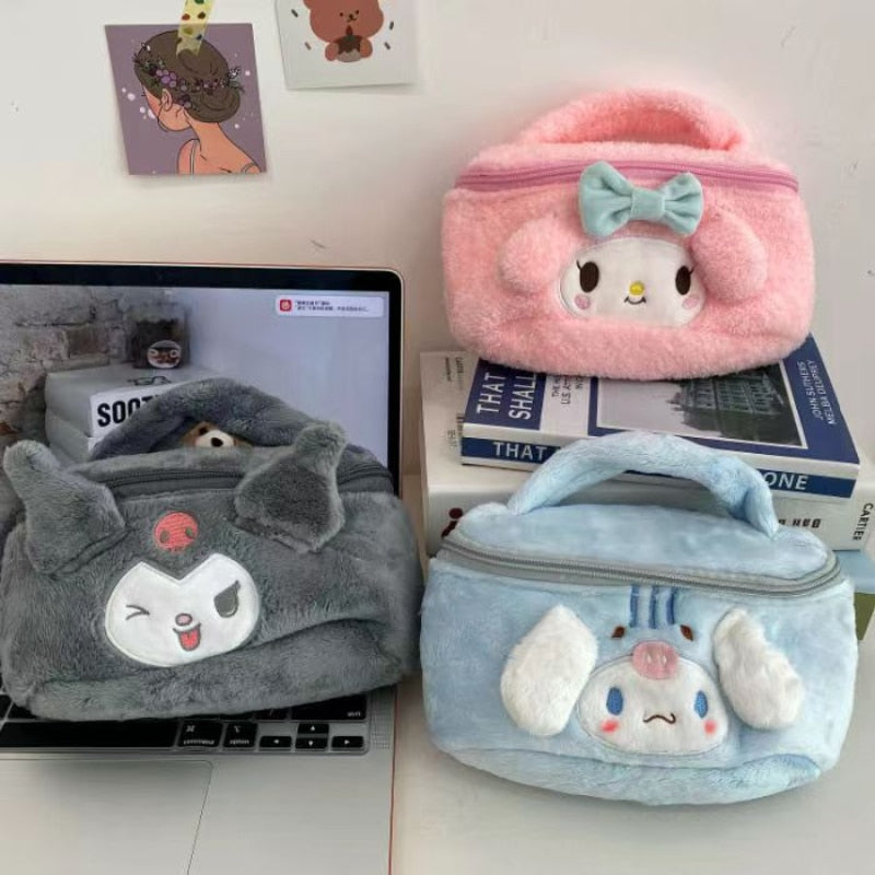 25cm Kulomi Plush Backpack Sanrio Plush Toys Cute Melody Cosmetic Bag Cinnamoroll Handbag Kawaii Room Decor Gifts for Kids Girls