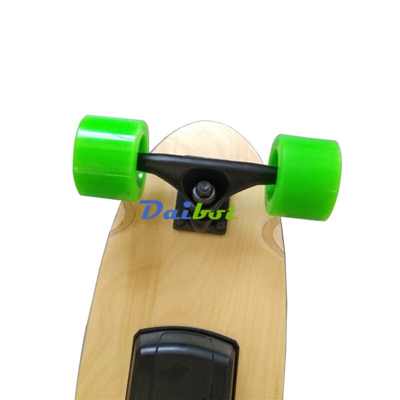 New 4 Wheel Electric Skateboard Hub Motor Wireless Remote Controller Children&#39;s Scooter Small Fish Plate Skate Board for Kids