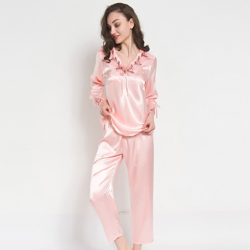 pijamas women Female pantsuit women Ice Silk Suit Long Sleeve silk pajamas Thin Bud Silk Sleeping Home Suit sleepwear