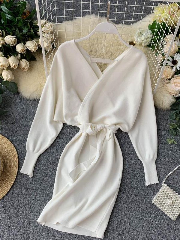 YuooMuoo Autumn Winter Women Knitted Sweater Dress 2022 New Korean Long Batwing Sleeve V Neck Elegant Dress Ladies Bandage Dress