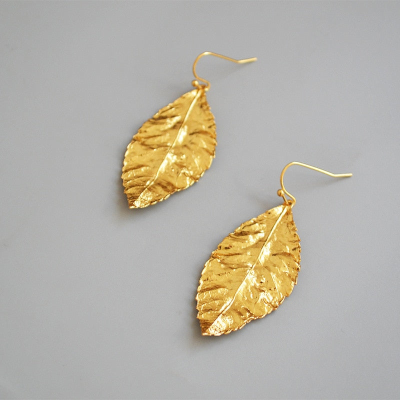 Leaf shape gold plated earrings dangles women fashion earrings drop high quality