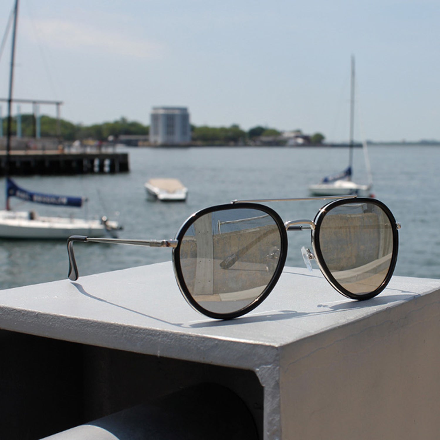 نظارة شمسية جيسي نيويورك ستارك باللون الفضي